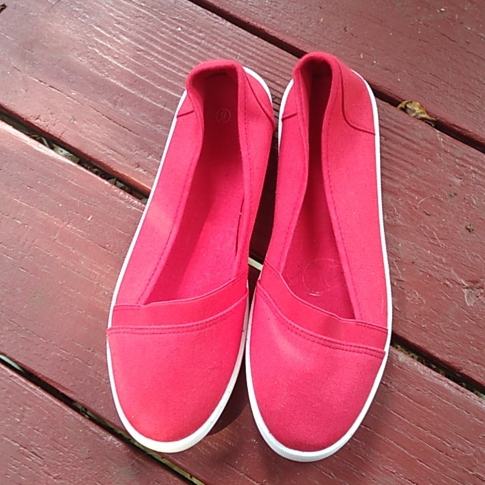 Sandles